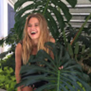 Meet your Posher, Mikaela